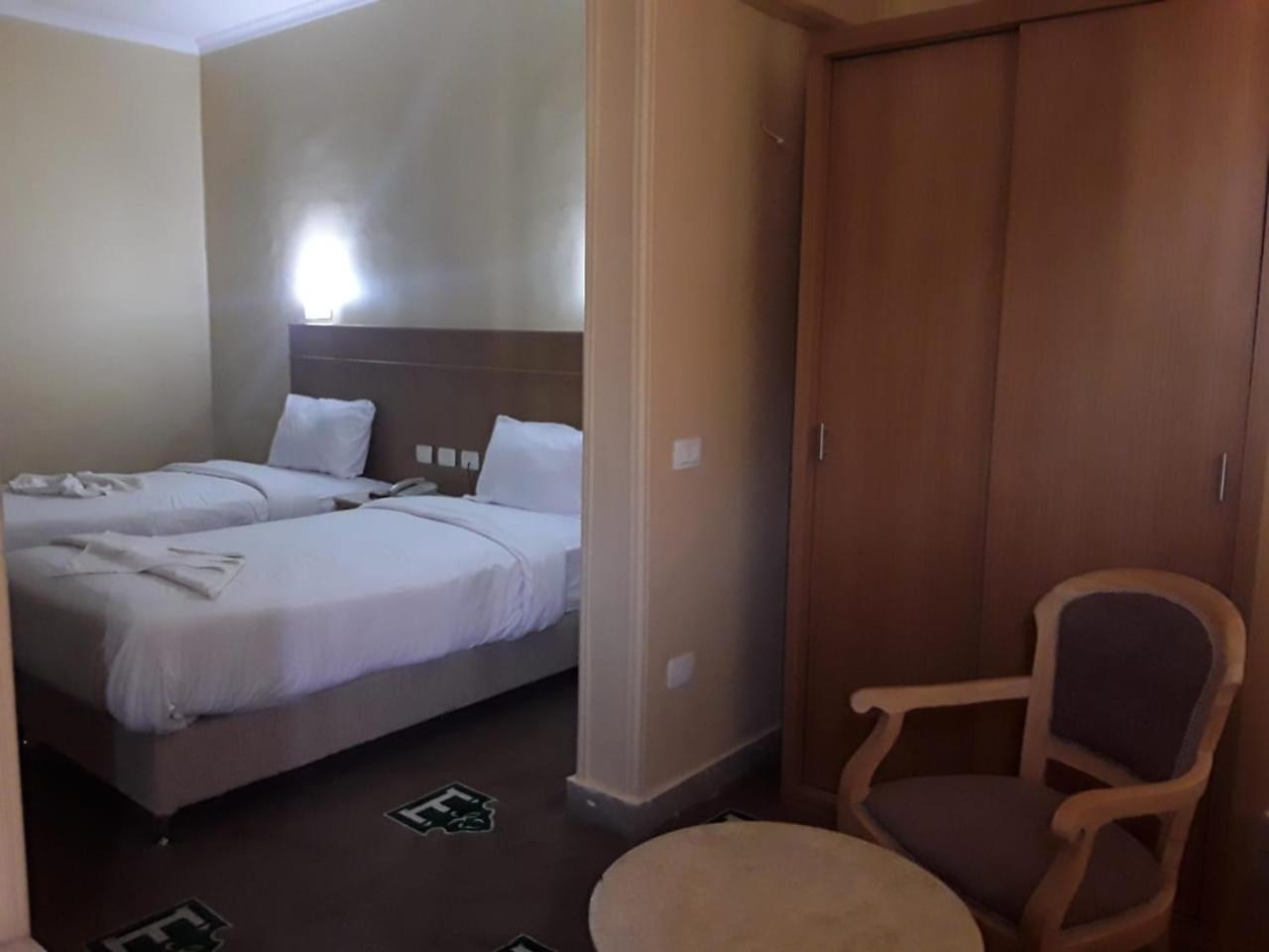 Giza Regency Hotel מראה חיצוני תמונה